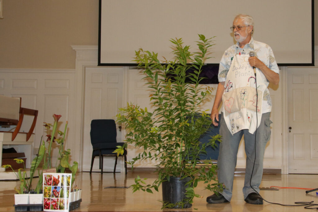 Plant auctioneer Dr. Larry Mellichamp